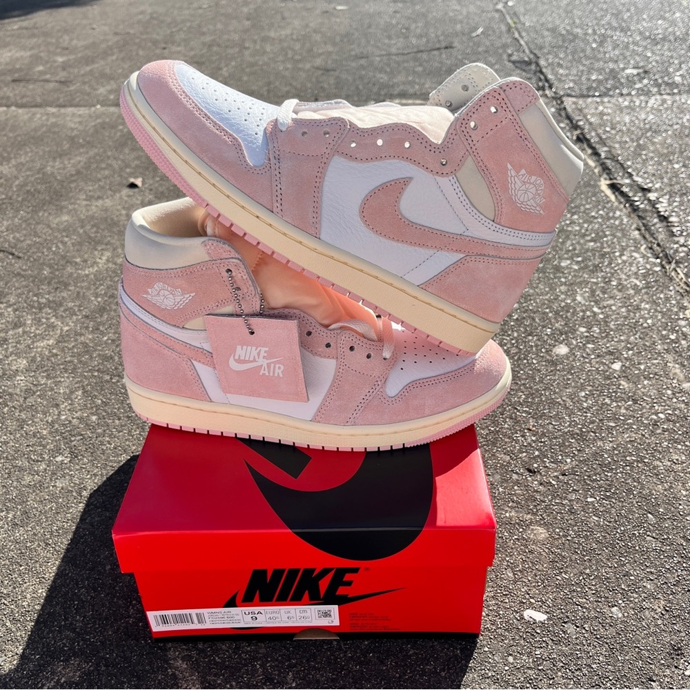 Women’s Nike Air Jordan 1 High Washed Pink Size 9W New In Box